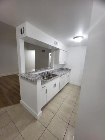 2622 NW 33rd Street Oakland Park FL 33309