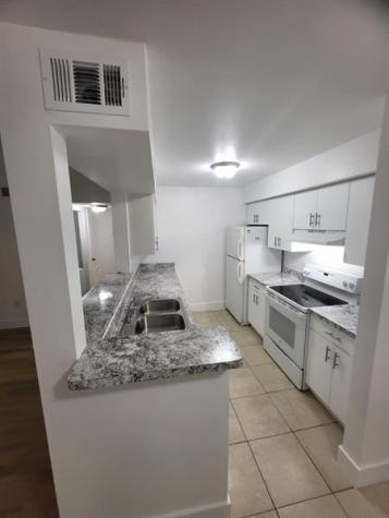 2622 NW 33rd Street Oakland Park FL 33309