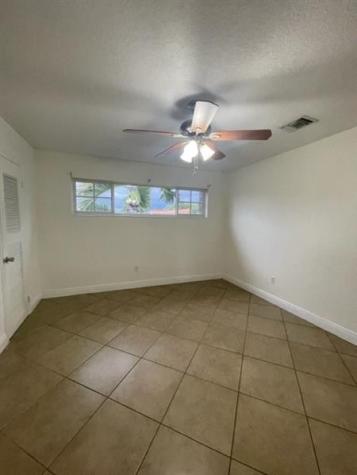 7871 NW 181st Street Hialeah FL 33015