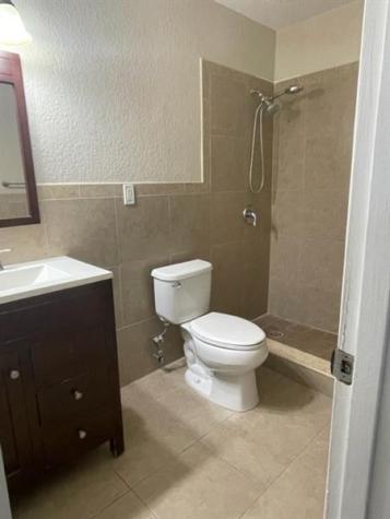 7871 NW 181st Street Hialeah FL 33015
