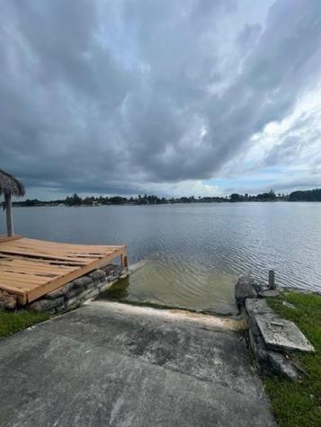 7871 NW 181st Street Hialeah FL 33015