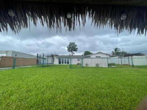 7871 NW 181st Street Hialeah FL 33015