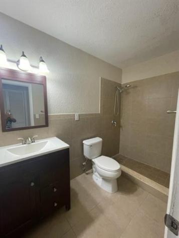 7871 NW 181st Street Hialeah FL 33015