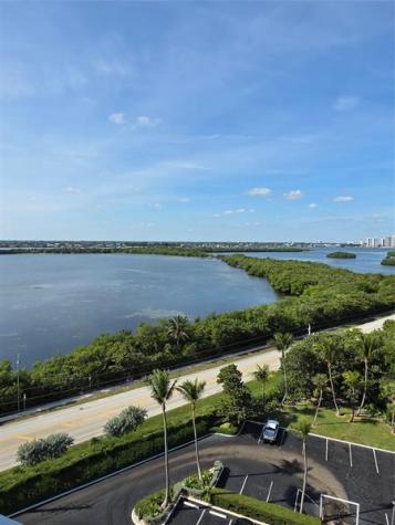 5550 N Ocean Drive Riviera Beach FL 33404