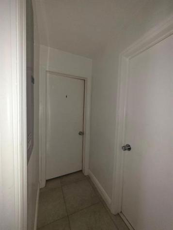 690 NW 68th Avenue Plantation FL 33317