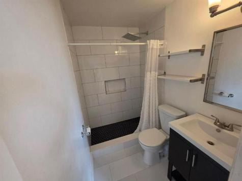 690 NW 68th Avenue Plantation FL 33317