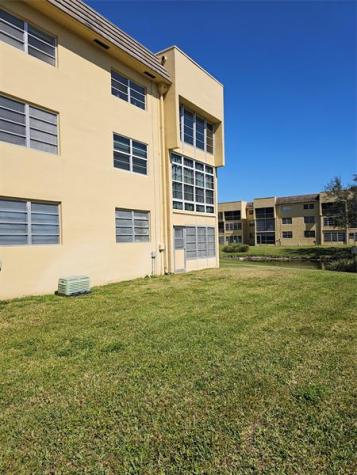 6000 NW 64th Avenue Tamarac FL 33319