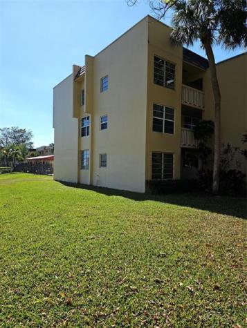 6000 NW 64th Avenue Tamarac FL 33319