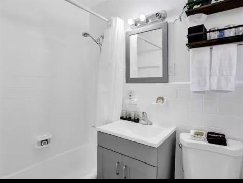 820 NE 16th Avenue Fort Lauderdale FL 33304