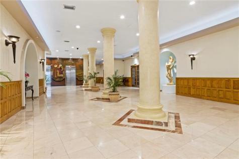 3725 S Ocean Drive Hollywood FL 33019