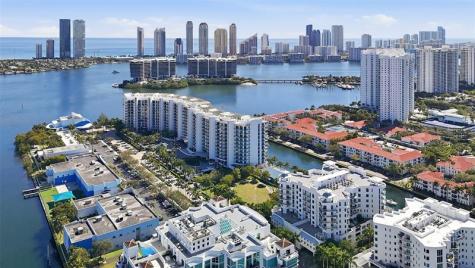 3030 NE 188th Street Aventura FL 33180