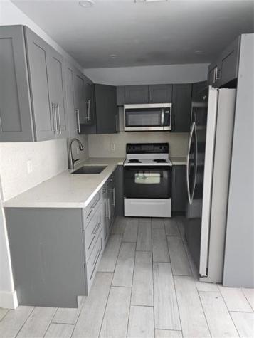 833 SW 7th Street Pompano Beach FL 33060