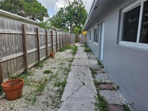 833 SW 7th Street Pompano Beach FL 33060