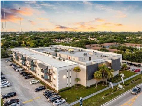 5525 SW 41st Street Hollywood FL 33023