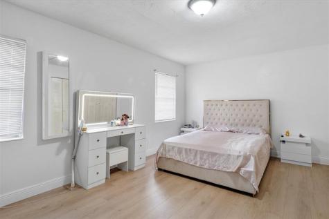 2759 NW 198th Terrace Miami Gardens FL 33056