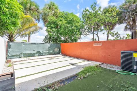 2759 NW 198th Terrace Miami Gardens FL 33056