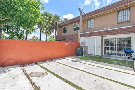 2759 NW 198th Terrace Miami Gardens FL 33056