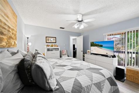 3387 Cocoplum Circle Pompano Beach FL 33063