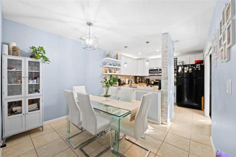 3387 Cocoplum Circle Pompano Beach FL 33063