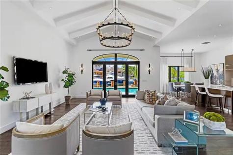 49 Fiesta Way Fort Lauderdale FL 33301