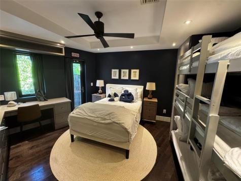 49 Fiesta Way Fort Lauderdale FL 33301
