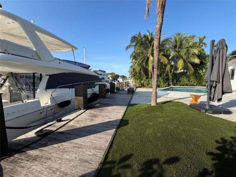 49 Fiesta Way Fort Lauderdale FL 33301