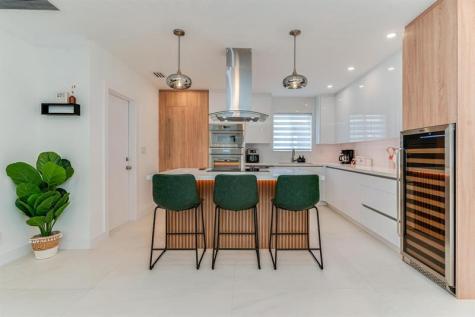616 NE 16th Terrace Fort Lauderdale FL 33304