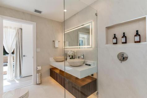 616 NE 16th Terrace Fort Lauderdale FL 33304