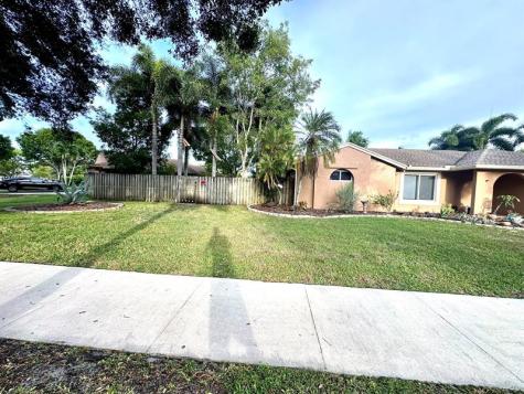 5040 SW 117th Way Cooper City FL 33330