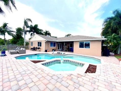 5040 SW 117th Way Cooper City FL 33330