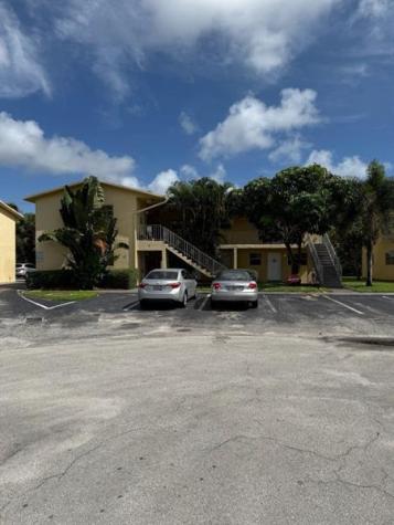 481 Sunshine Drive Coconut Creek FL 33066