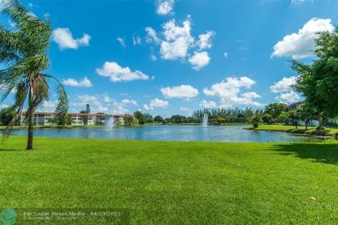 8990 S Hollybrook Boulevard Pembroke Pines FL 33025