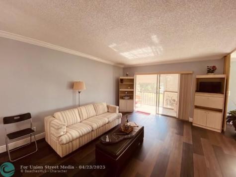 8990 S Hollybrook Boulevard Pembroke Pines FL 33025