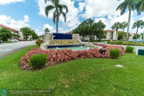 8990 S Hollybrook Boulevard Pembroke Pines FL 33025