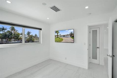1960 SE 5th Court Pompano Beach FL 33060