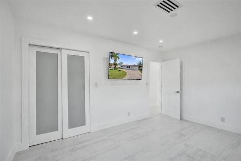 1960 SE 5th Court Pompano Beach FL 33060