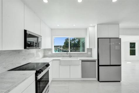 1960 SE 5th Court Pompano Beach FL 33060