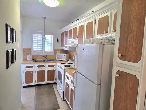 2100 NE 38th Street Lighthouse Point FL 33064