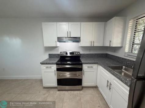1111 NE 5th Terrace Fort Lauderdale FL 33304