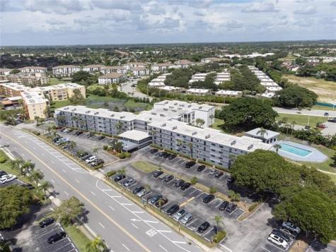 9233 SW 8th Street Boca Raton FL 33428