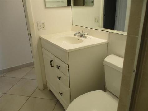 9233 SW 8th Street Boca Raton FL 33428