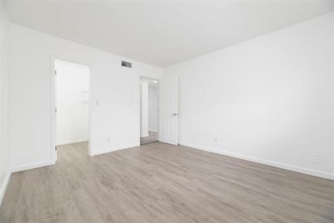 1401 NE 17th Court Fort Lauderdale FL 33305