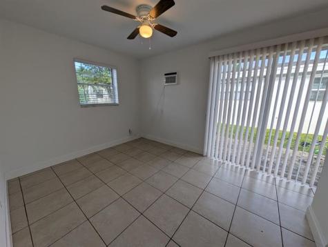 140 NW 40th Street Oakland Park FL 33309