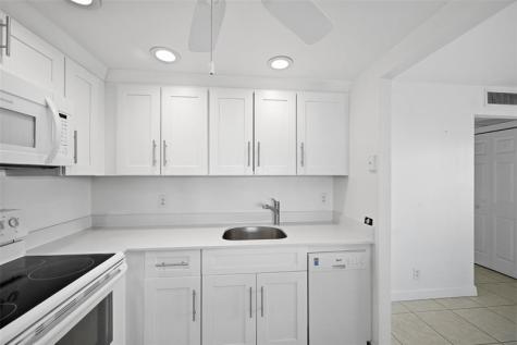 451 Monaco J Delray Beach FL 33446