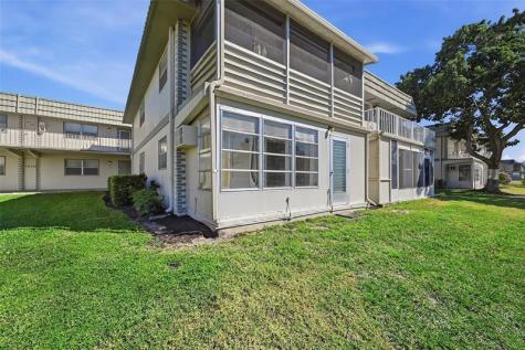 451 Monaco J Delray Beach FL 33446