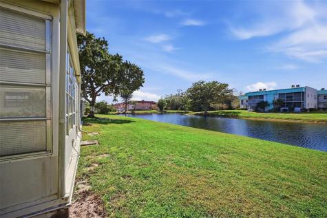 451 Monaco J Delray Beach FL 33446
