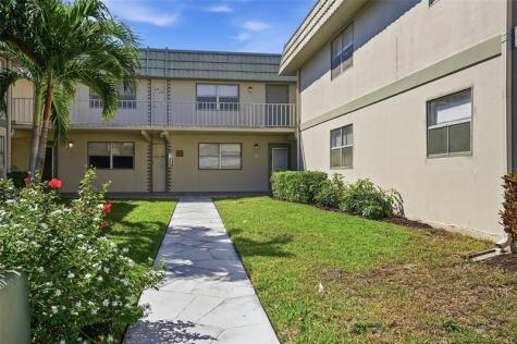 451 Monaco J Delray Beach FL 33446