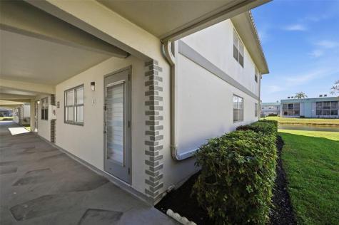 451 Monaco J Delray Beach FL 33446