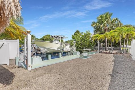 203 Mohawk Street Tavernier FL 33070
