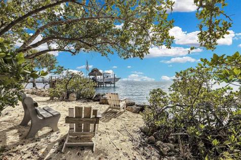 203 Mohawk Street Tavernier FL 33070